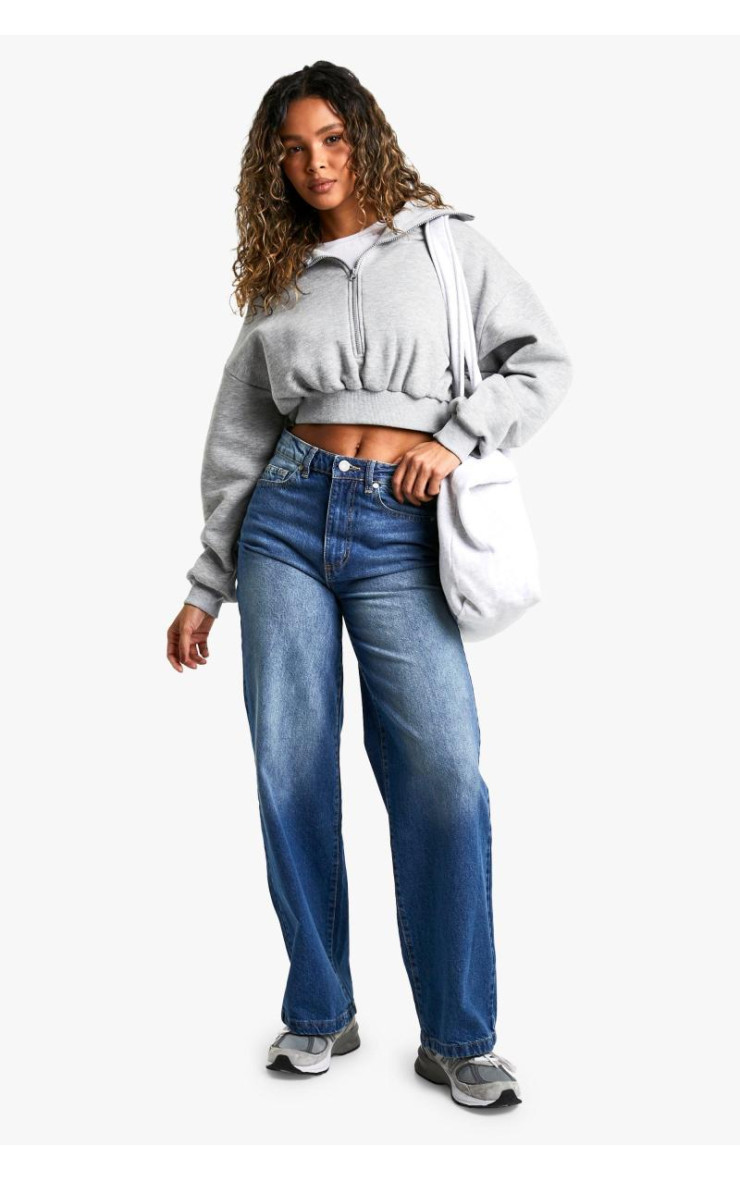 УКОРОЧЕНИЙ СВІТШОТ З НАДВИЖЕНИМ КОМІРОМ НА ПОЛОВИНУ БЛАНКІВКИ