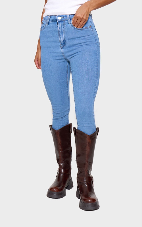 Вузькі джинси PRETTYLITTLETHING L30 Light Wash з 5 кишенями