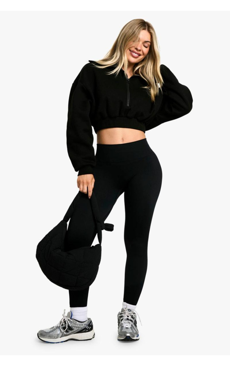 УКОРОЧЕНИЙ СВІТШОТ З НАДВИЖЕНИМ КОМІРОМ НА ПОЛОВИНУ БЛАНКІВКИ