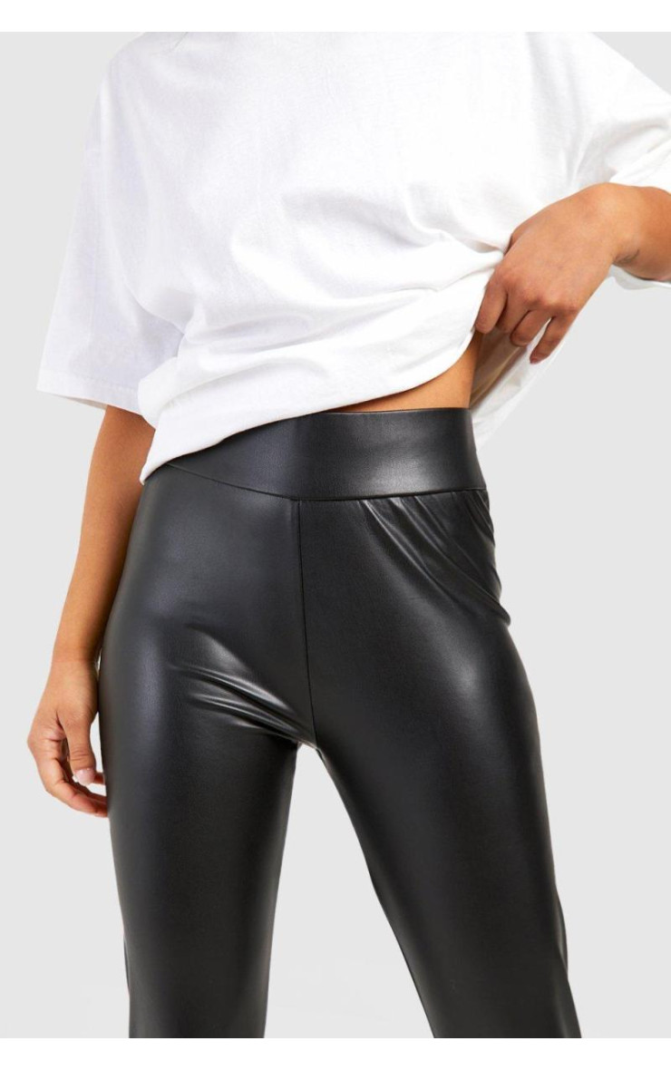 Маленькі супереластичні шкіряні легінси, що формують талію