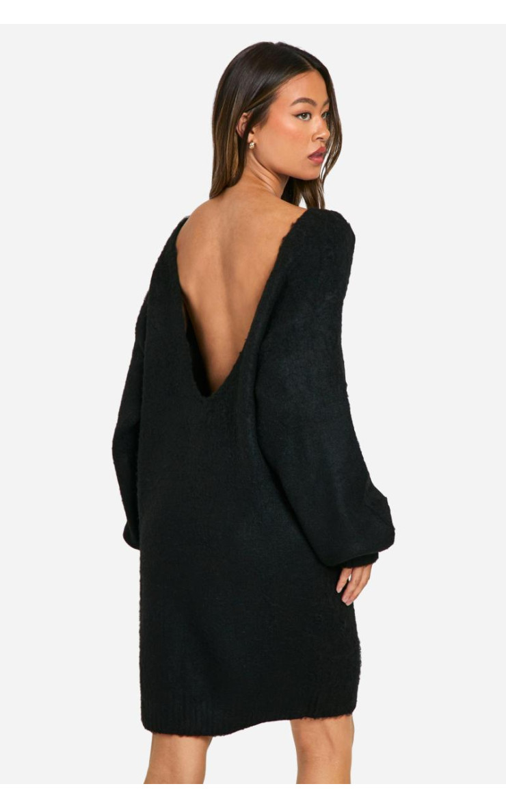 Високе матове плаття, що належить до спини