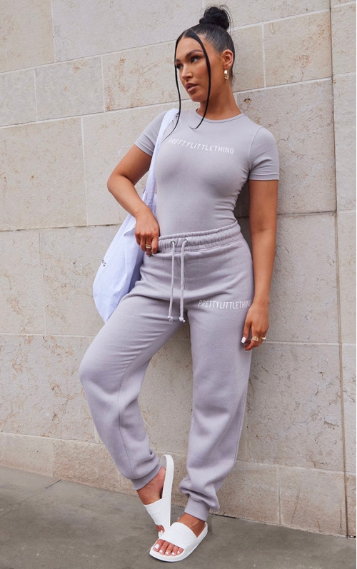 PRETTYLITTLETHING Лілово-сірі джоггери з високою талією і манжетами
