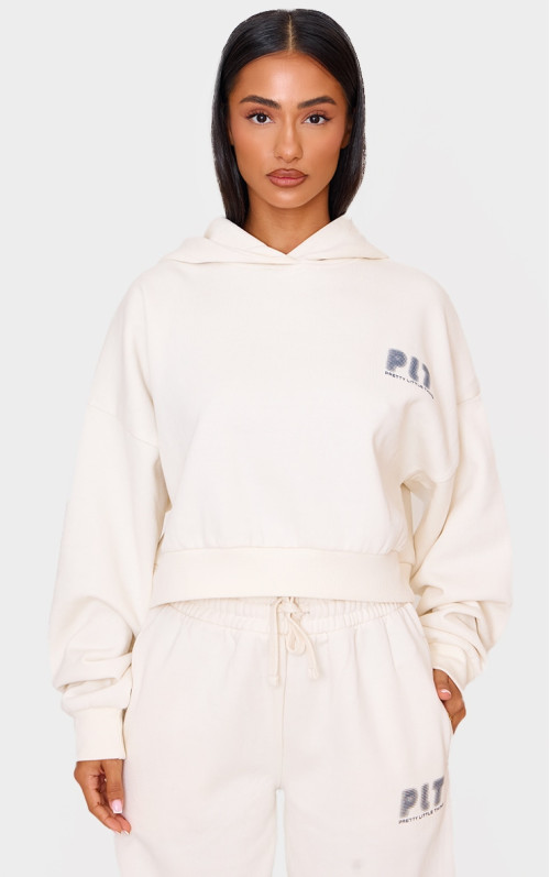 Маленький кремовий боксерський балахон