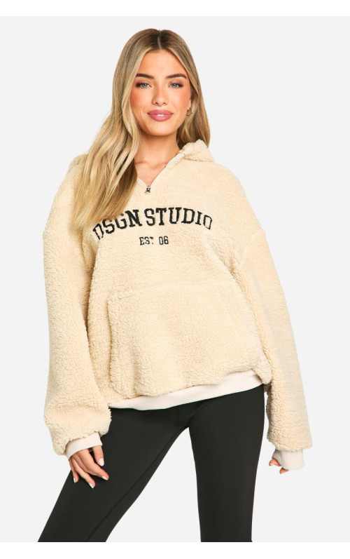 DSGN STUDIO ВИШИВАНА ТОЛСТОВКА НА ПІВМОЛІНКУ