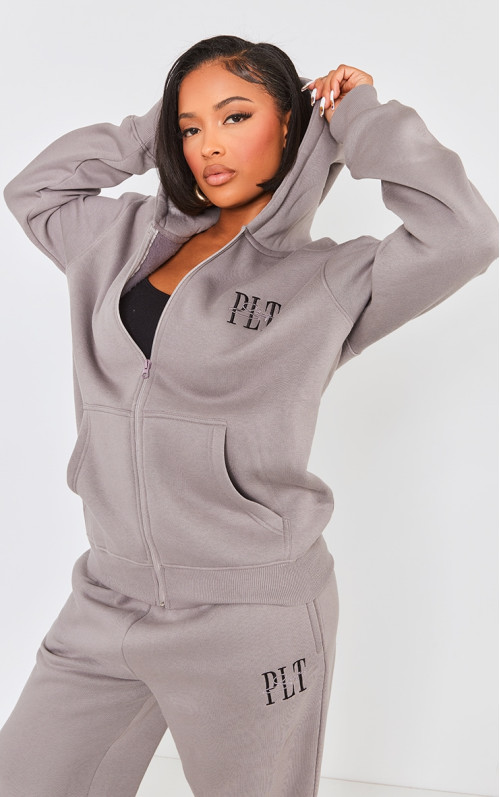 Вишита вугілля з вишитим вугіллям